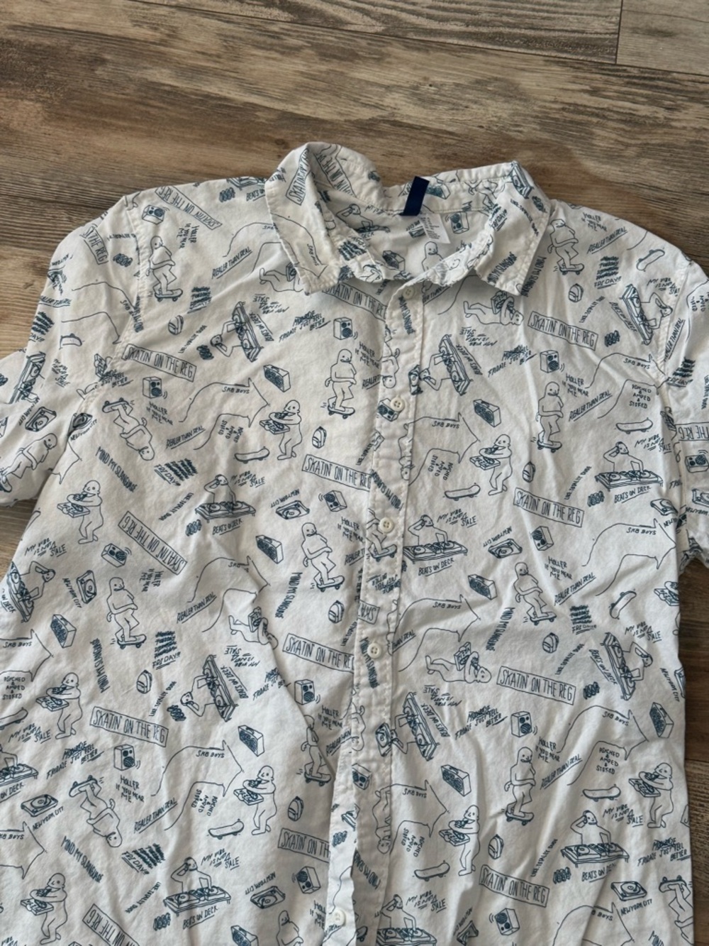 H&M Men's Skate Board Culture Patterned Short Sleeve Summer Shirt XL